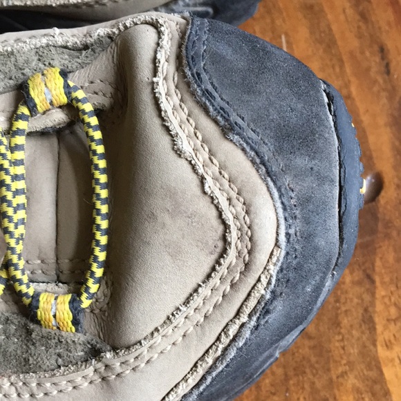 Merrell Hiking shoes, Kids size 11 - Picture 5 of 7